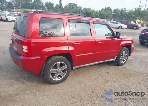 2010 Jeep Patriot Sport from USA, damaged, VIN 1J4NF2GB3AD506062